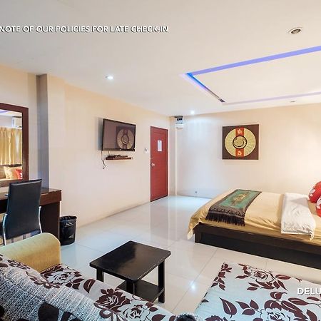 เซน รูมส์ แอลเค เมโทร Hotel Pattaya ภายนอก รูปภาพ