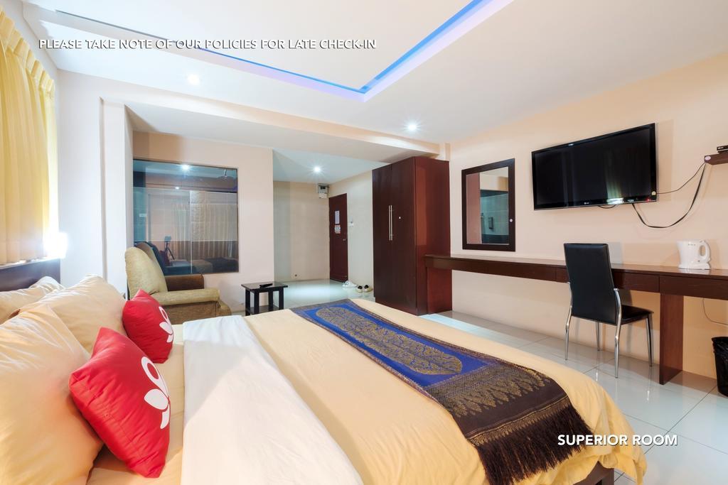 เซน รูมส์ แอลเค เมโทร Hotel Pattaya ภายนอก รูปภาพ