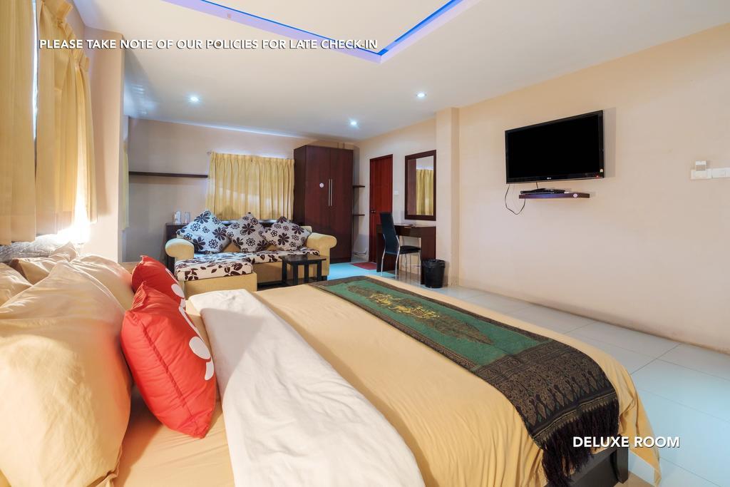 เซน รูมส์ แอลเค เมโทร Hotel Pattaya ภายนอก รูปภาพ